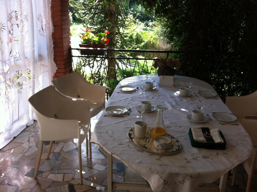 La Casa Creativa Bed and Breakfast Lomnago Exterior foto