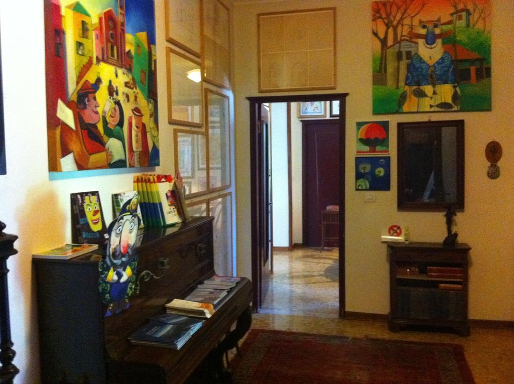 La Casa Creativa Bed and Breakfast Lomnago Habitación foto