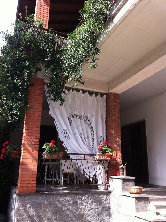 La Casa Creativa Bed and Breakfast Lomnago Exterior foto